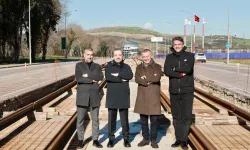 Başkan Büyükakın: 'Raylı sistemde kapasiteyi sürekli artırıyoruz'