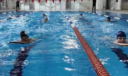 Kocaeli Çayırova'da yüzme havuzuna 20 bin kişi ilgi gösterdi