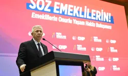 Mansur Yavaş emekliler buluşmasına katıldı