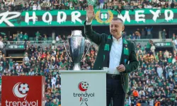 Kocaeli'de Başkan Büyükakın'dan 3 puana 3'lü kutlama