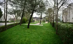 Çayırova'nın parkları yenileniyor