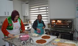 Çölyak hastaları için glutensiz undan ramazan pidesi, lahmacun ve mantı hazırladılar
