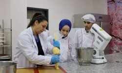 Kocaeli Büyükşehir'in 'Beyaz Kalpleri' umut saçıyor