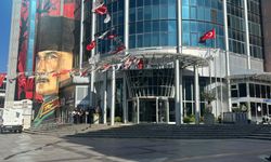 İzmit Belediyesi’nde gözaltına alınan isimler belli oldu.