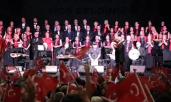 İzmit'te Cumhuriyet coşkusu yaşandı