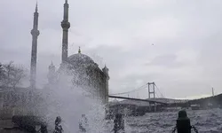 Meteoroloji'den kuvvetli yağış ve fırtına uyarısı! Ege ve Marmara'da dikkat!