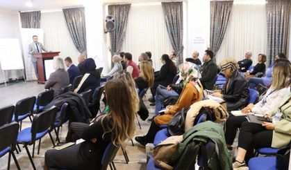 Yalova'da "TÜBİTAK Proje Hazırlama Eğitimi" başladı