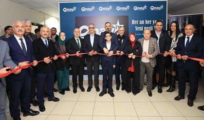 Onay TV’ye görkemli açılış