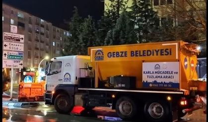 Gebze’de ekipler kar teyakkuzunda