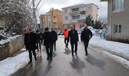 Dilovası'nda Karla mücadele ekipleri 7/24 sahada