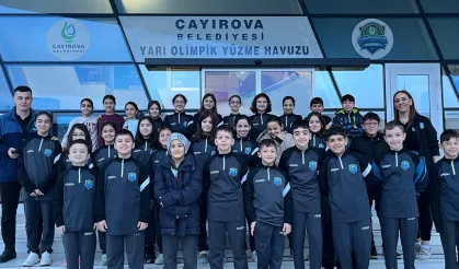 Çayırovalı yüzücüler, madalyalara doyamadı