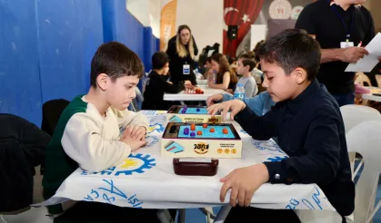 Kocaeli Gebze'de 8. Türkiye Akıl Ve Zeka Oyunları Turnuvası düzenlendi