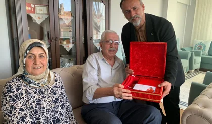 İzmit Belediyesi gazileri yalnız bırakmıyor