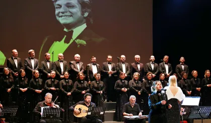 Kocaeli Gebze'de Zeki Müren şarkıları yankılandı