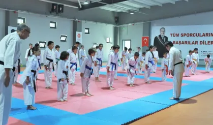 Keçiören uluslararası karatecileri ağırladı