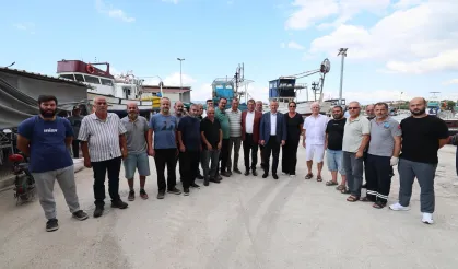 Kocaeli'de Başan Büyükakın balıkçılarla geleneği bozmadı