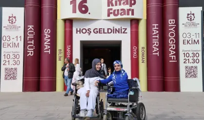 Kocaeli'de 'Engelsiz Taksi' ile Kitap Fuarı'na kolay ulaşım