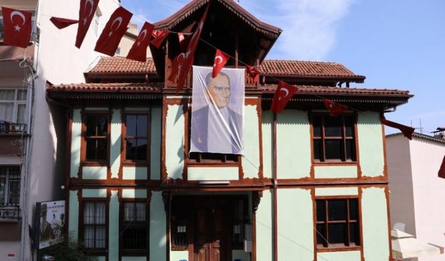 İzmit, Atatürk'ü Milli Mücadele Anı Evi’nde anacak