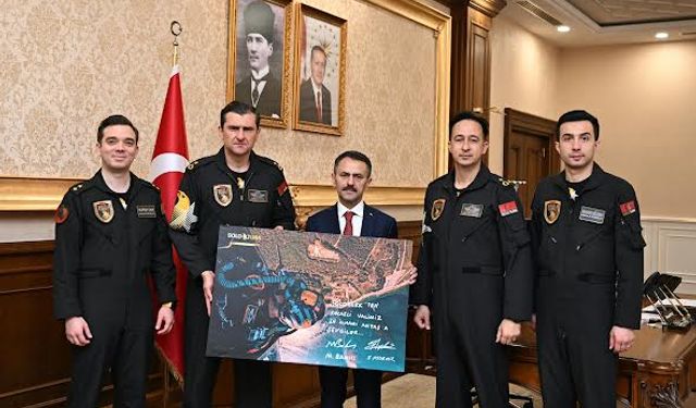 SOLOTÜRK Ekibinden Vali İlhami Aktaş’a ziyaret