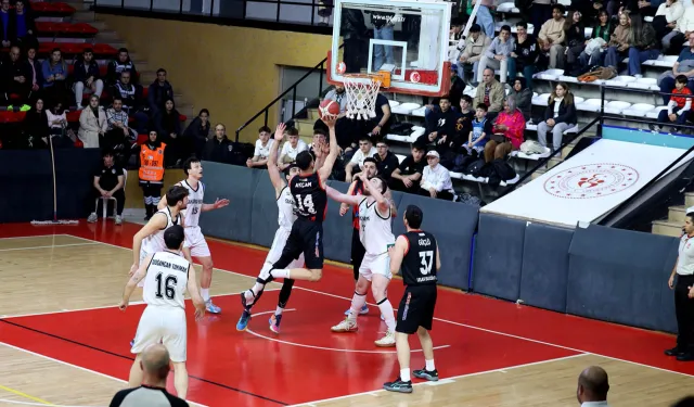 Play-Off serisinde durum eşitlendi