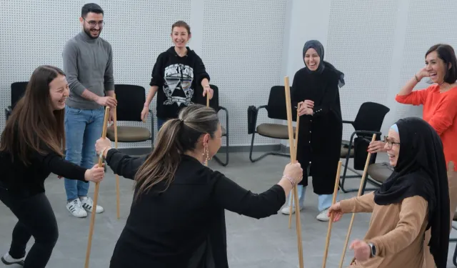 Kocaeli Büyükşehir’den sanat ve hayatı buluşturan atölye