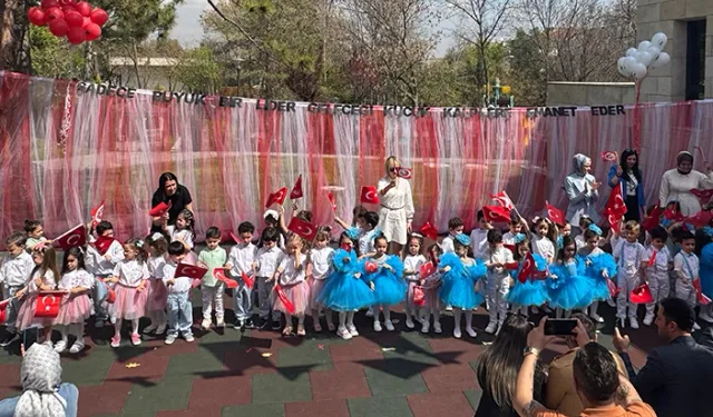 TBMM'nin kreş öğrencileri neşe dolu