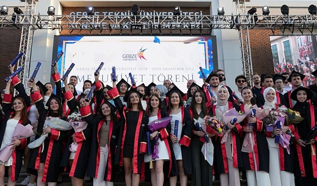 GTÜ 2024-2025 Akademik yılı mezuniyet töreni görkemli bir etkinlikle gerçekleştirildi