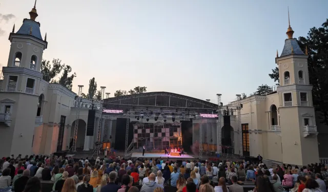 Kocaeli Şehir Tiyatroları dünya sahnesinde