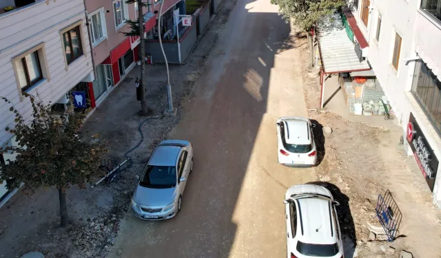 Başiskele Cumhuriyet Caddesi'nde üstyapı atağı
