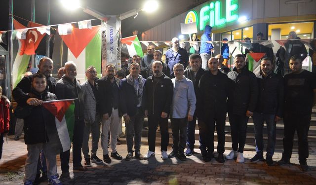 Sumud Filosu’na yapılan baskın Darıca’da protesto edildi