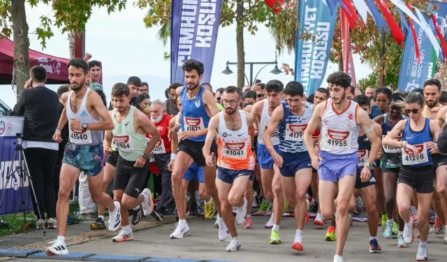 Kocaeli, Cumhuriyet'e koştu