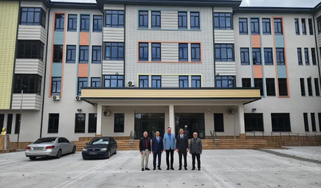 Gölcük'te eğitim yatırımları tam gaz