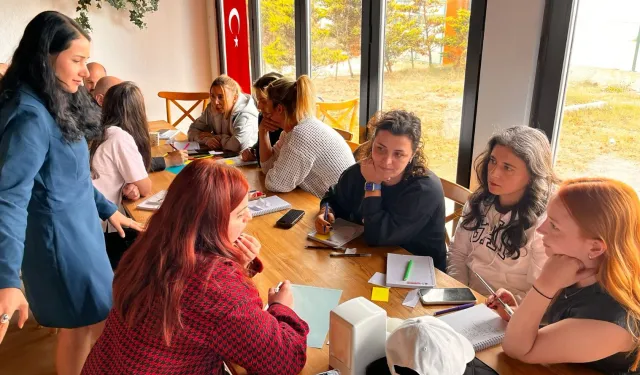 Çınar Akademi öğretmenlerine mesleki eğitim semineri