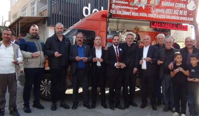 Ardahanlılar Darıca’da ATATÜRK için lokma dağıttı