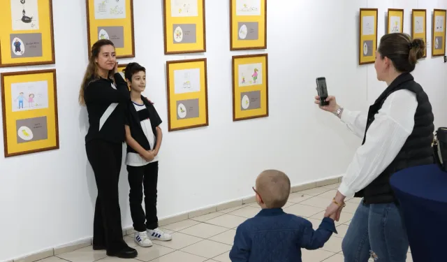 Rıfat Ilgaz'ın 'Öksüz Civciv'i çocukların çizimleriyle hayat buldu