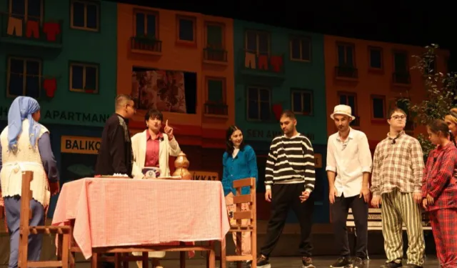 Çayırovalı özel bireyler büyük alkış aldı