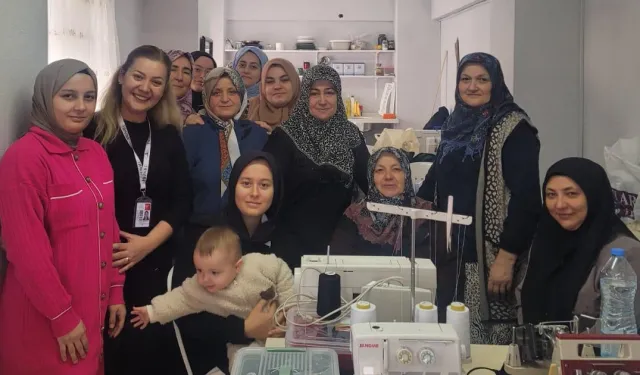 İZMEK'te kurs merkezlerinde sağlık eğitimi verildi