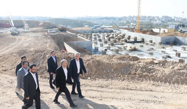 Çayırova Devlet Hastanesi'nde çalışmalar tüm hızıyla sürüyor