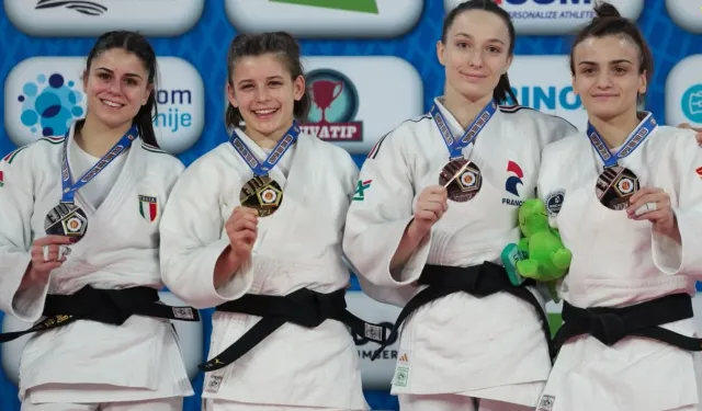 Kağıtspor'dan madalya yağmuru