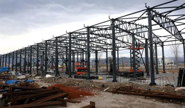 Kocaeli İtfaiye Depo Binası şekilleniyor