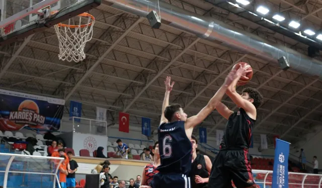 Kocaeli'de en güzel paslar kardeşliğe atıldı