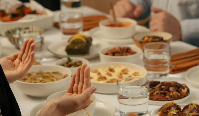 Ramazan'da mide sorunları ve halsizliği aşmak için altın tavsiyeler... Sahur sağlık için önemli mi?