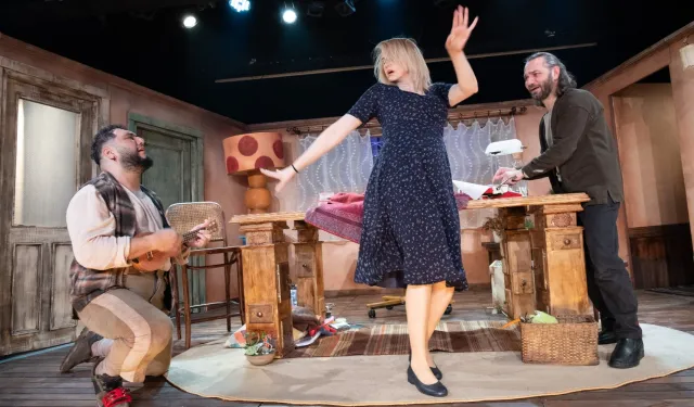 Tiyatro coşkusu Kocaeli'nin dört bir yanını sardı