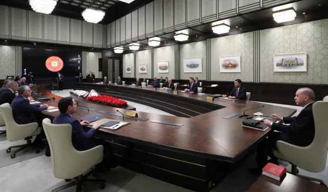 Kabine yoğun gündemle toplanıyor