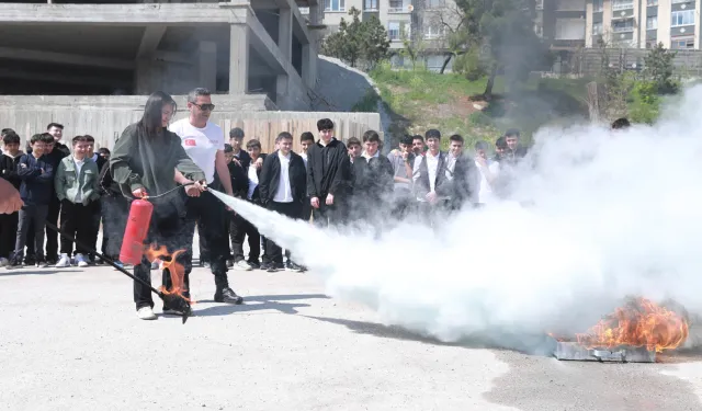 Keçiören'de gençlere afet bilinci