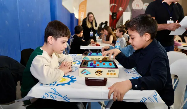 Kocaeli Gebze'de 8. Türkiye Akıl Ve Zeka Oyunları Turnuvası düzenlendi