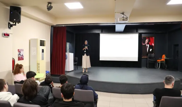 İzmit'te gençler obeziteye karşı bilinçlendi