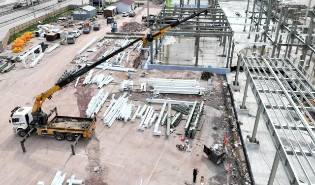 Kocaeli'de yapılar yükseliyor, merkez şeklini alıyor