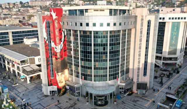 İzmit'te bayram öncesi belediyeden esnafa kolaylık