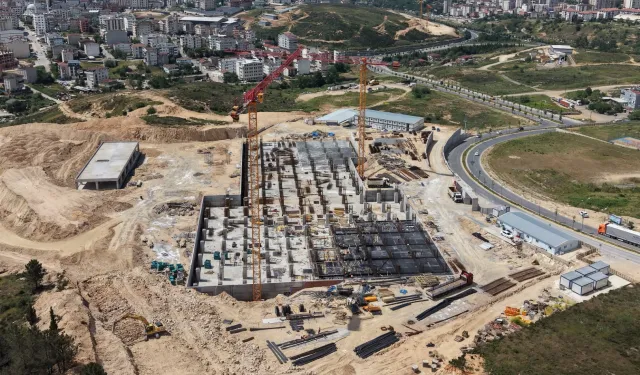 Çayırova'da hastane inşaatına tam gaz devam